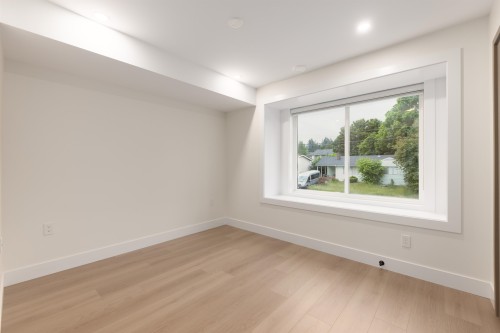 102-914 Rochester Avenue, Coquitlam, BC 