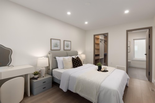 102-914 Rochester Avenue, Coquitlam, BC 