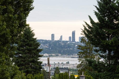 102-914 Rochester Avenue, Coquitlam, BC 