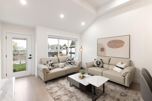 102-914 Rochester Avenue, Coquitlam, BC 