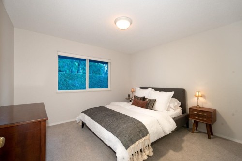 1-181 Ravine Drive, Port Moody, BC 