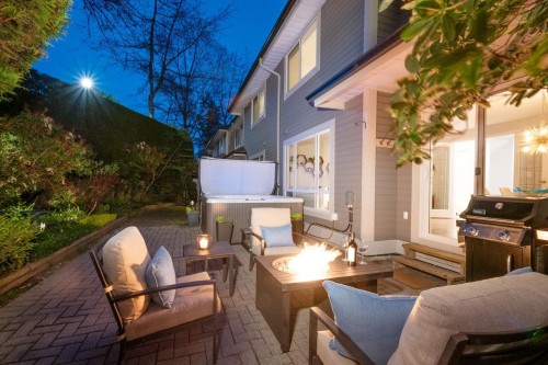 1-181 Ravine Drive, Port Moody, BC 