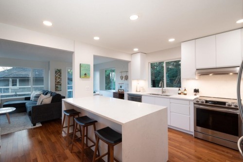 1-181 Ravine Drive, Port Moody, BC 