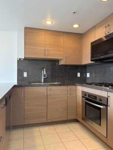 1301-9188 Cook Road, Richmond, BC 