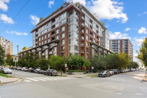 201-2321 Scotia Street, Vancouver, BC 