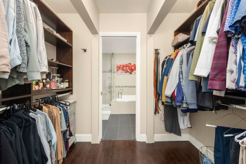 1858 1St Avenue W, Vancouver, BC 