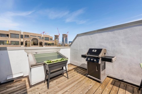 1858 1St Avenue W, Vancouver, BC 