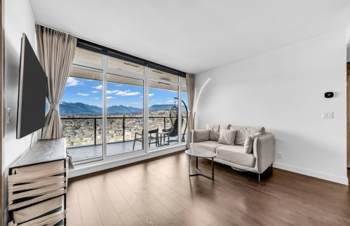 2603-4880 Lougheed Highway  Burnaby, BC V5C 0N1