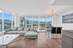 2001-620 Cardero Street  Vancouver, BC V6G 0C7