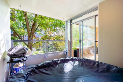 301-9262 University Crescent, Burnaby, BC 