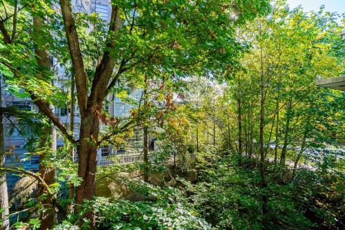 301-9262 University Crescent, Burnaby, BC 