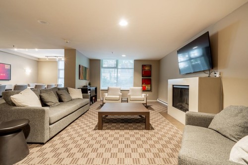 301-9262 University Crescent, Burnaby, BC 