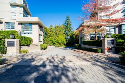 301-9262 University Crescent, Burnaby, BC 