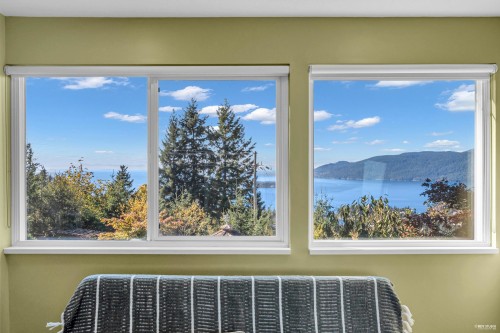4673 Woodburn Road, West Vancouver, BC 