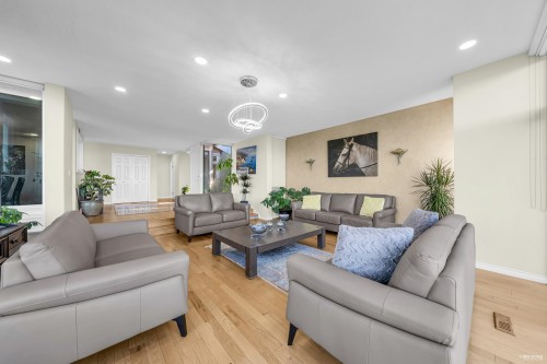 4673 Woodburn Road, West Vancouver, BC 