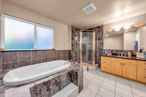 4673 Woodburn Road, West Vancouver, BC 