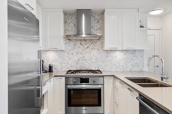 2101-520 Como Lake Avenue  Coquitlam, BC V3J 0E8