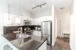 109-2133 Douglas Road  Burnaby, BC V5C 0E9