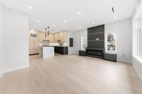 1-3274 44Th Avenue E, Vancouver, BC 