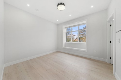 1-3274 44Th Avenue E, Vancouver, BC 