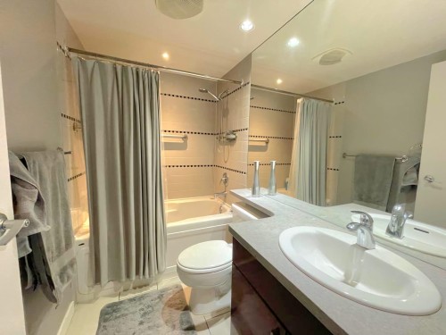 2803-1033 Marinaside Crescent, Vancouver, BC 