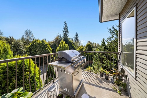 11279 Creekside Street, Maple Ridge, BC 