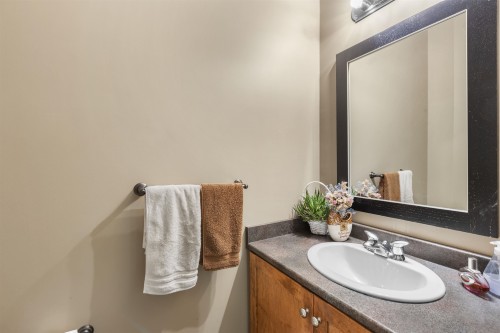 11279 Creekside Street, Maple Ridge, BC 