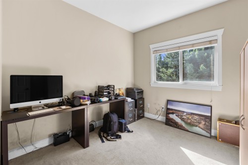 11279 Creekside Street, Maple Ridge, BC 