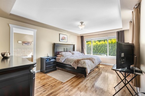 11279 Creekside Street, Maple Ridge, BC 