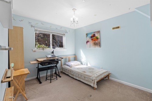 11279 Creekside Street, Maple Ridge, BC 