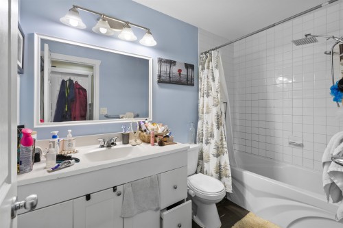 11279 Creekside Street, Maple Ridge, BC 