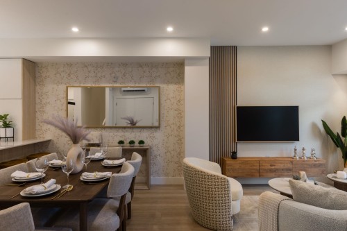 102-342 Mountain Highway, North Vancouver, BC 