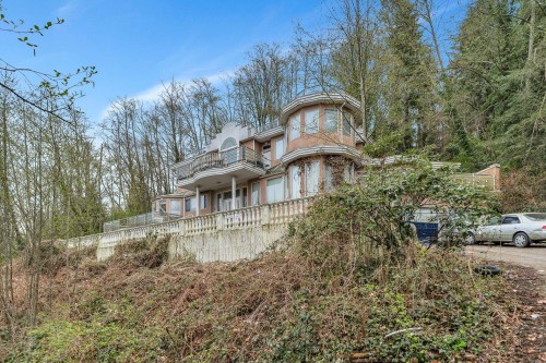 7235 Bayview Drive, Burnaby, BC 