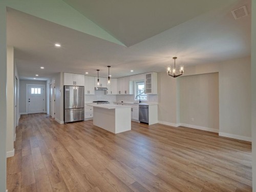 1104 Celia Crescent, Gibsons, BC 