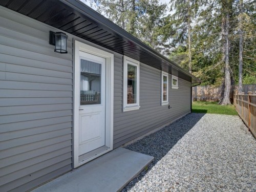 1104 Celia Crescent, Gibsons, BC 