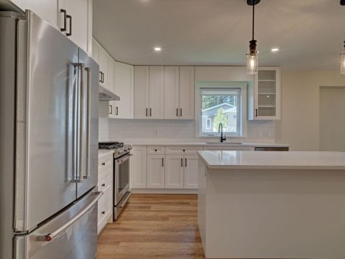 1104 Celia Crescent, Gibsons, BC 