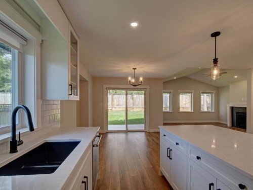 1104 Celia Crescent, Gibsons, BC 