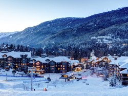 208-2202 Gondola Way  Whistler, BC V8E 0M7