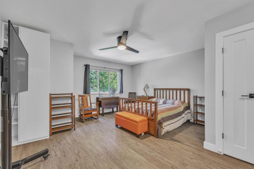 2433 6Th Avenue W, Vancouver, BC 