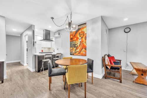 2433 6Th Avenue W, Vancouver, BC 