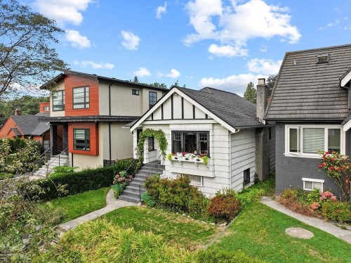 2865 33Rd Avenue W, Vancouver, BC 