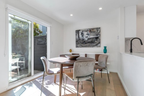 1340 7Th Avenue W, Vancouver, BC 