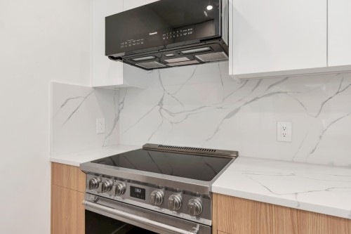 1340 7Th Avenue W, Vancouver, BC 