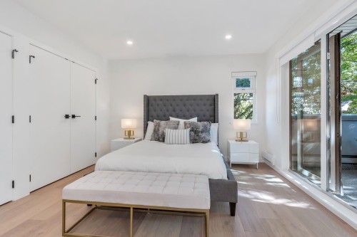 1340 7Th Avenue W, Vancouver, BC 