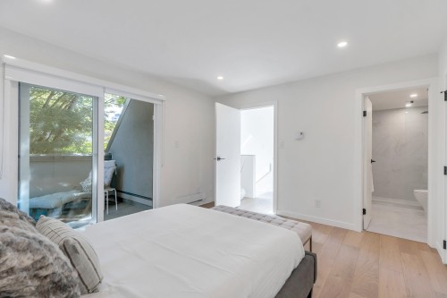 1340 7Th Avenue W, Vancouver, BC 