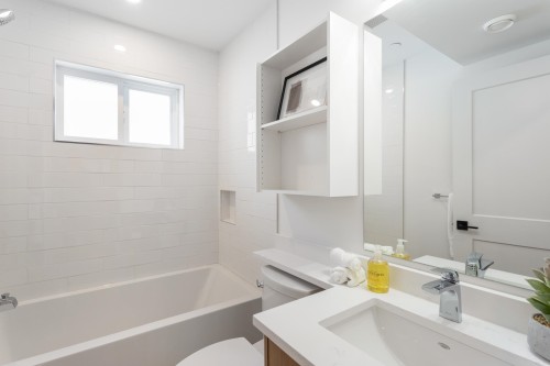 2658 Waterloo Street, Vancouver, BC 