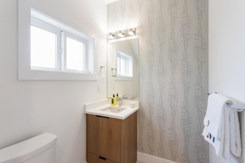 2658 Waterloo Street, Vancouver, BC 