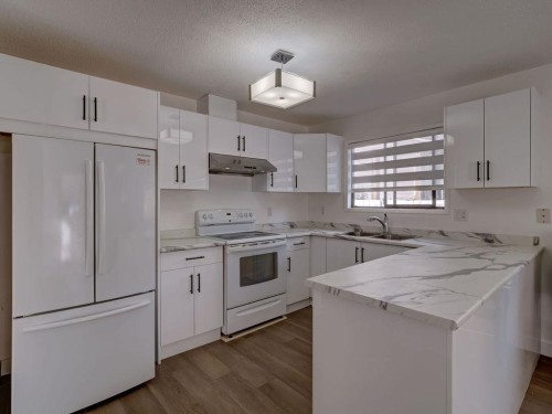 776 Seacot Way, Gibsons, BC 