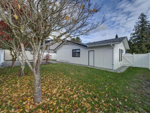 776 Seacot Way, Gibsons, BC 