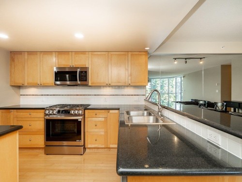 403-1425 6Th Avenue W, Vancouver, BC 